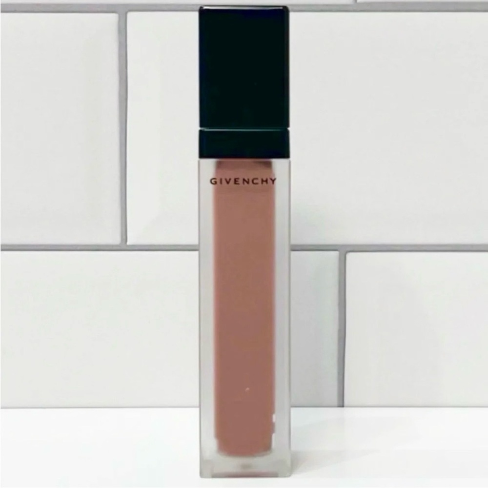 Givenchy 701 Lady Beige Lady Pulp Lip Lacquer